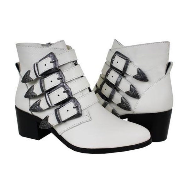 steve madden billey bootie